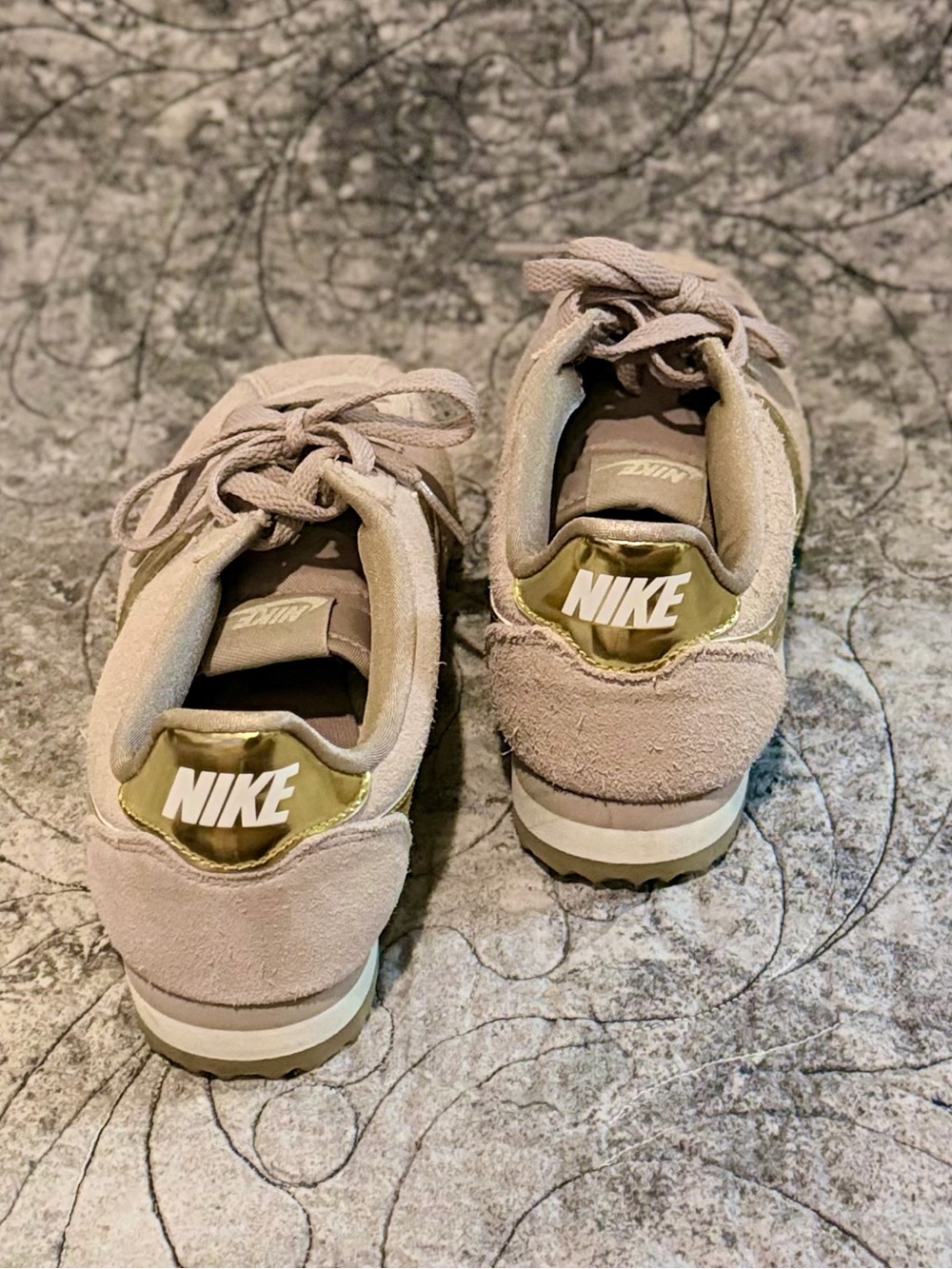 Nike Women's Blush Pink Suede Sneakers with Gold Swoosh - Picture 2 of 4